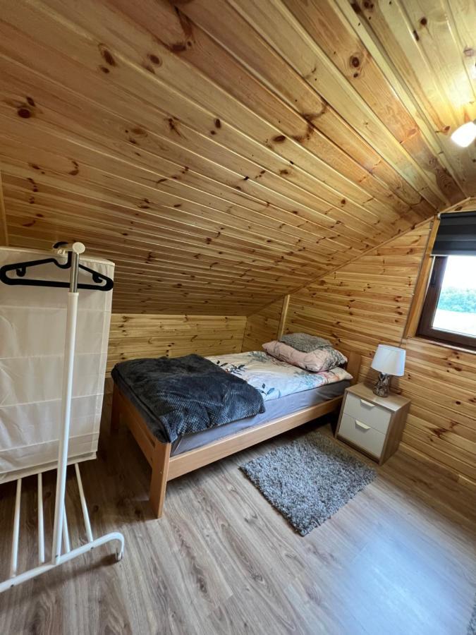 DOMEK LETNISKOWY POD BRZOZAMI na Roztoczu wśród lasów Adamow  Zewnętrze zdjęcie